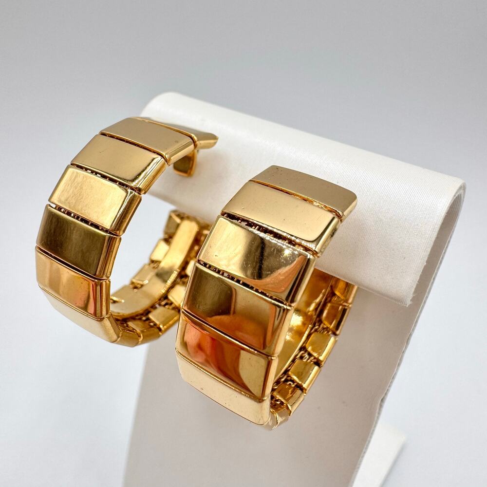 Vintage Napier Shiny Segment Hoop Earrings Gold Tone Signed 1 1/8” Retro Chic